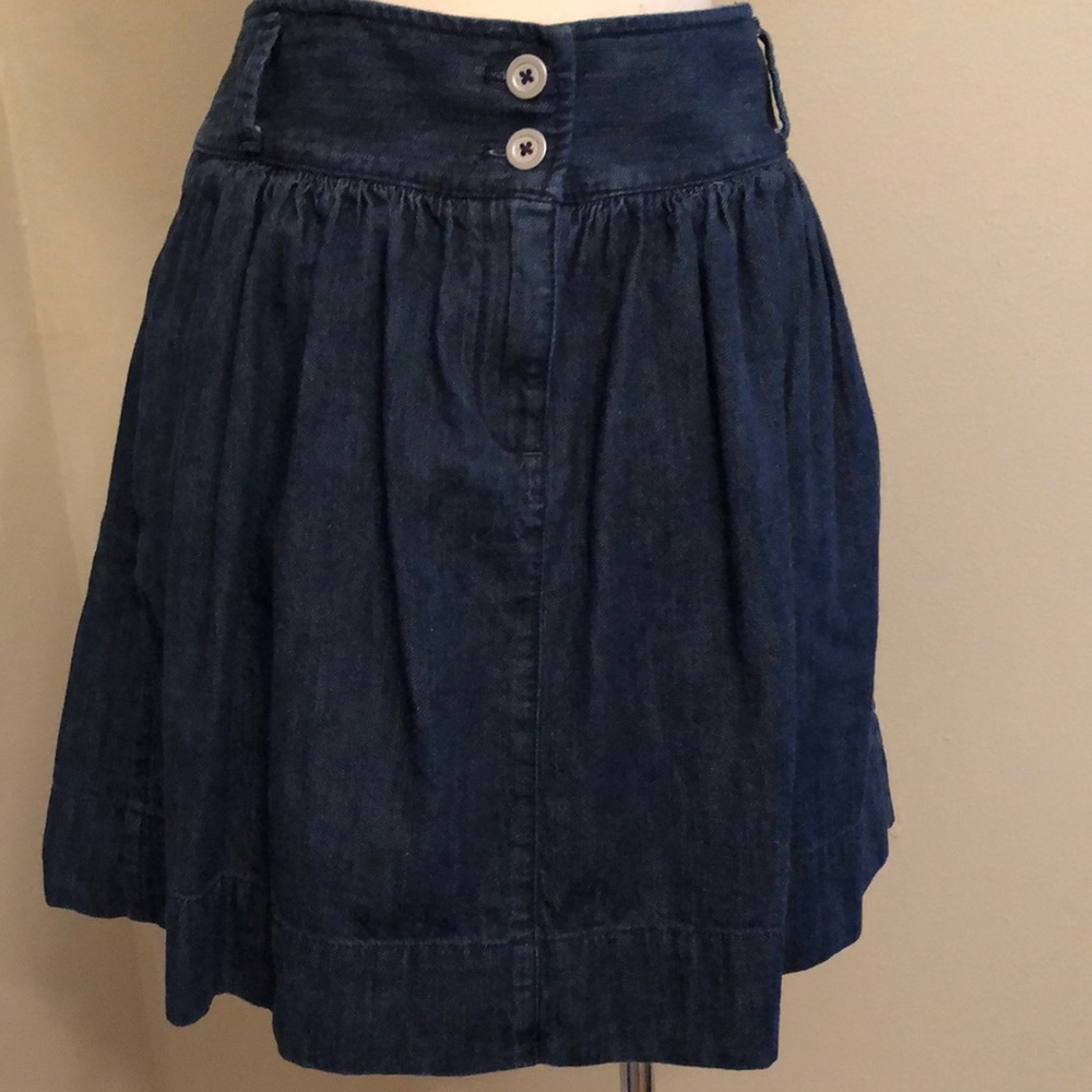 Ann Taylor Loft Denim Skirt. Size 6
